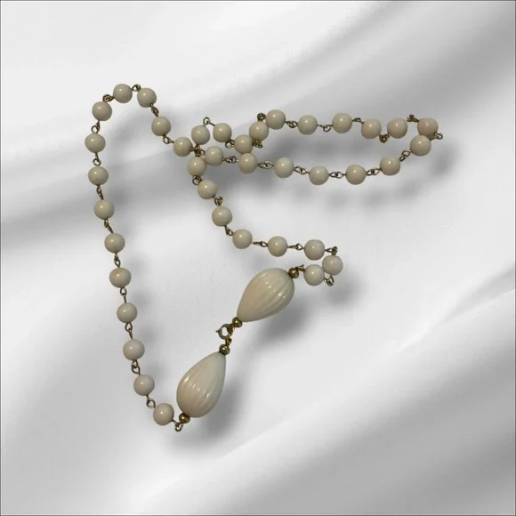 Vintage Avon Jewelry Bundle - Picture 3 of 16